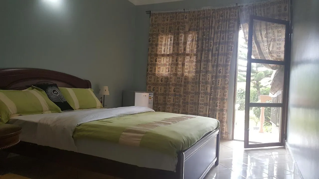 *** Hotel Phenicia Motel Entebbe Uganda