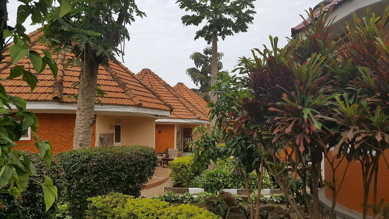*** Hotel Phenicia Motel Entebbe Uganda